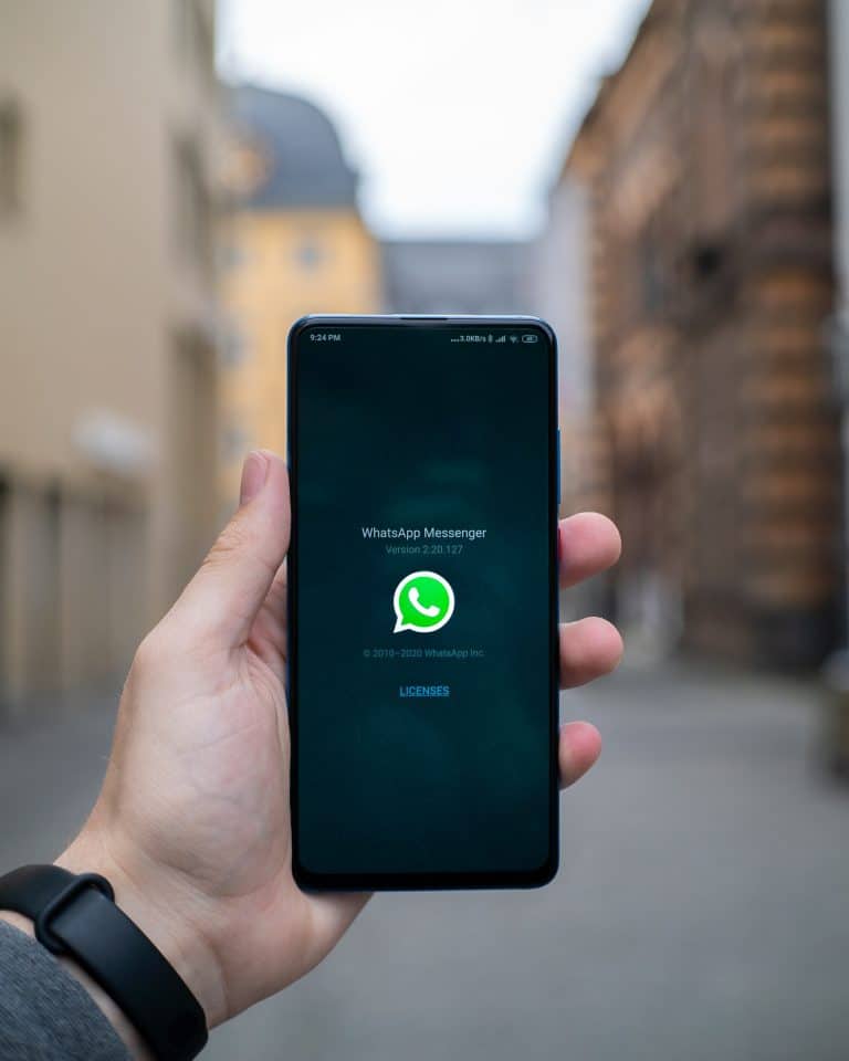 comment faire apparaitre les discussions verrouillées sur whatsapp