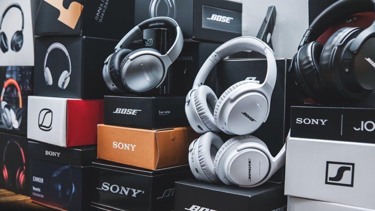 Casques Bose et Sony en boîte